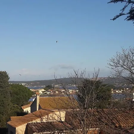 Le Triolet